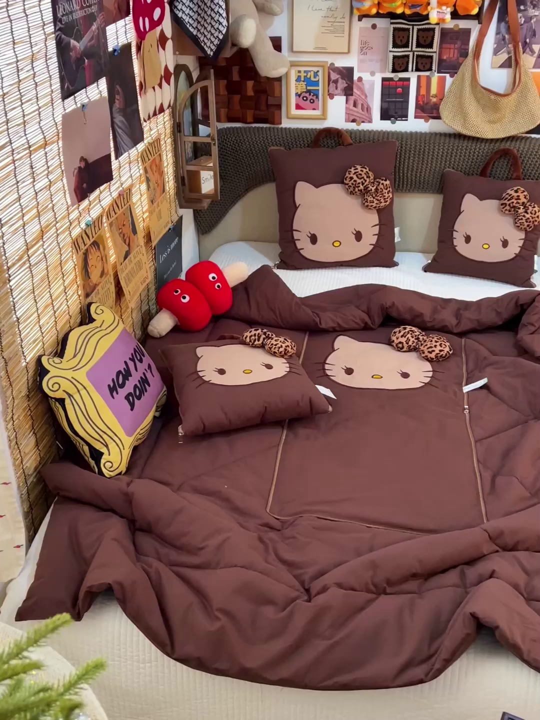 91家纺网 家纺一手货源 找家纺 古本家居 2026新款立体蝴蝶结全棉KT抱枕被 立体蝴蝶结全棉KT深咖