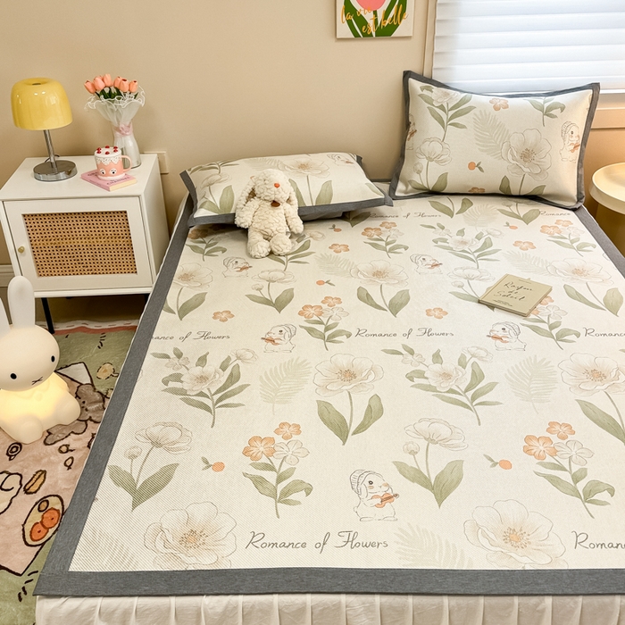 91家纺网 家纺一手货源 找家纺 沐慕 2026新款高克重600D冰丝印花冰藤席 冰藤-森系小兔