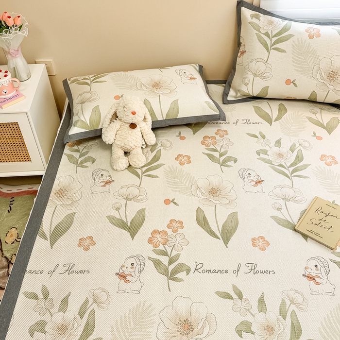 91家纺网 家纺一手货源 找家纺 沐慕 2026新款高克重600D冰丝印花冰藤席 冰藤-森系小兔