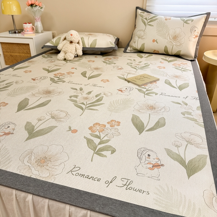 91家纺网 家纺一手货源 找家纺 沐慕 2026新款高克重600D冰丝印花冰藤席 冰藤-森系小兔