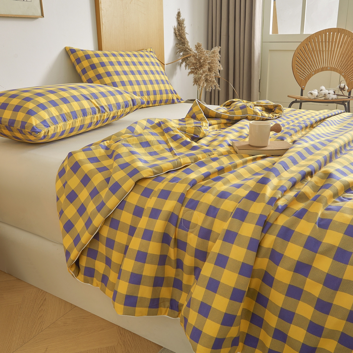 91家纺网 家纺一手货源 找家纺 景眠 2026新款水洗棉格子夏被 黄紫中格