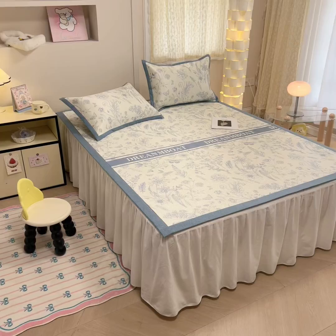 91家纺网 家纺一手货源 找家纺 沐慕 2026新款高克重600D冰丝印花冰藤席 冰藤-甜茶蓝