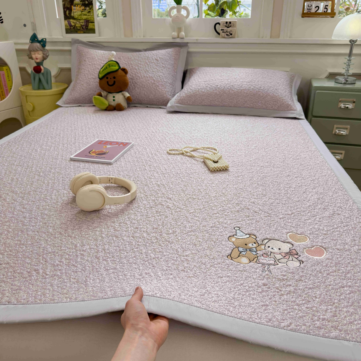 91家纺网 家纺一手货源 找家纺 （总）几禾 2026春夏新款双泡刺绣款凉席席子空调软席