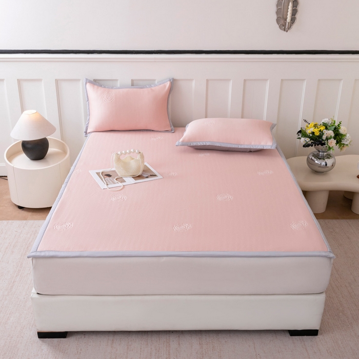 91家纺网 家纺一手货源 找家纺 （总）野合家纺 2026新款豆豆凉席PE提花豆豆席席子凉席奶牛系列床单款