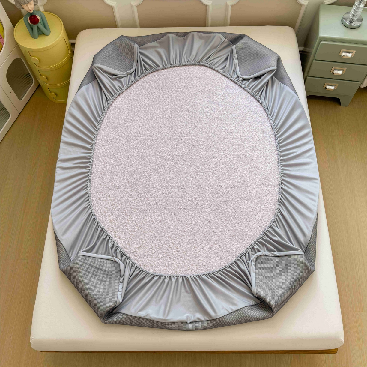 91家纺网 家纺一手货源 找家纺 几禾 2026春夏新款双泡刺绣款凉席席子空调软席 甜梦小熊 床笠款