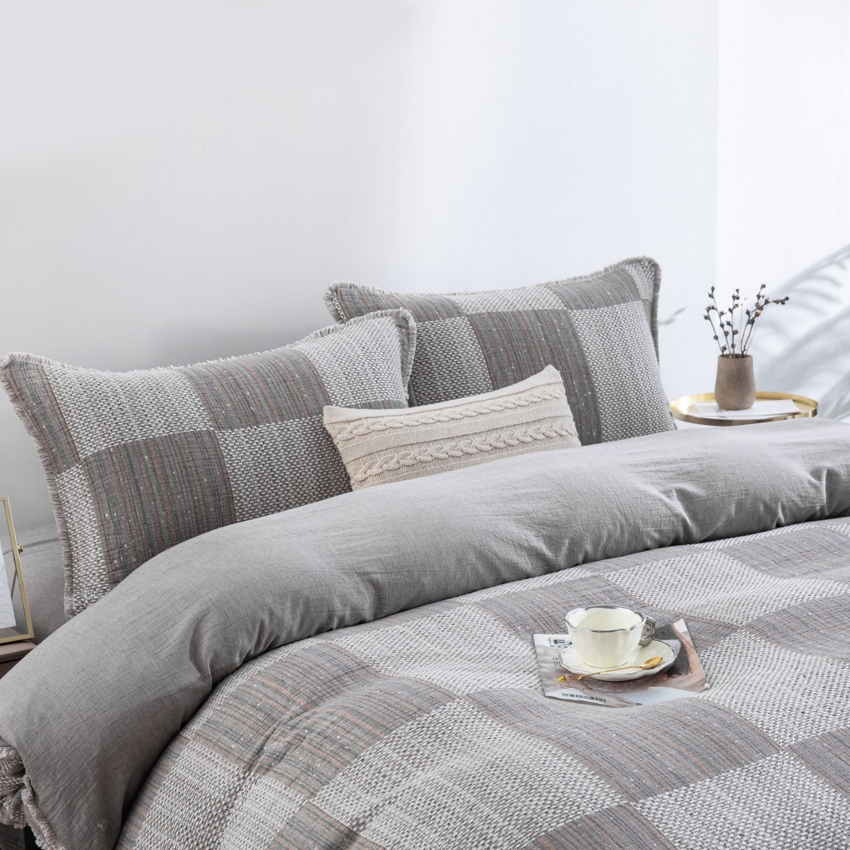 91家纺网 家纺一手货源 找家纺 仰望棉麻双层纱供应链 2026新款棉麻流苏款四件套 格序-灰色