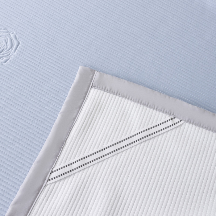 91家纺网 家纺一手货源 找家纺 野合家纺 2026新款豆豆凉席PE提花豆豆席席子凉席奶牛系列床单款 玫瑰-蓝