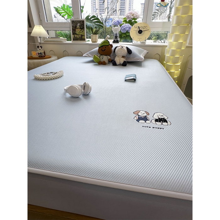 91家纺网 家纺一手货源 找家纺 几禾 2026春夏新款斜纹刺绣软席凉席席子空调软席 可爱小狗 床笠款