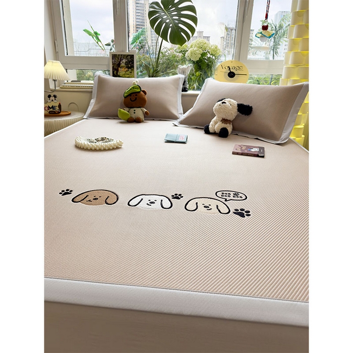 91家纺网 家纺一手货源 找家纺 几禾 2026春夏新款斜纹刺绣软席凉席席子空调软席 汪汪线条狗 床席款