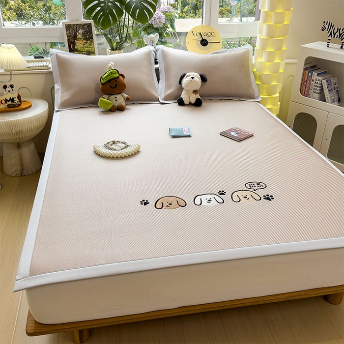 91家纺网 家纺一手货源 找家纺 几禾 2026春夏新款斜纹刺绣软席凉席席子空调软席 汪汪线条狗 床席款