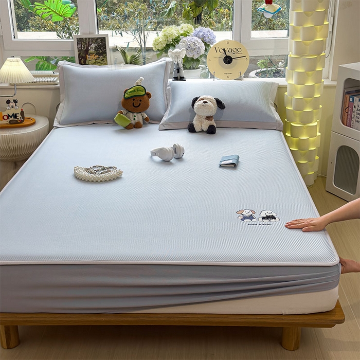 91家纺网 家纺一手货源 找家纺 几禾 2026春夏新款斜纹刺绣软席凉席席子空调软席 可爱小狗 床笠款