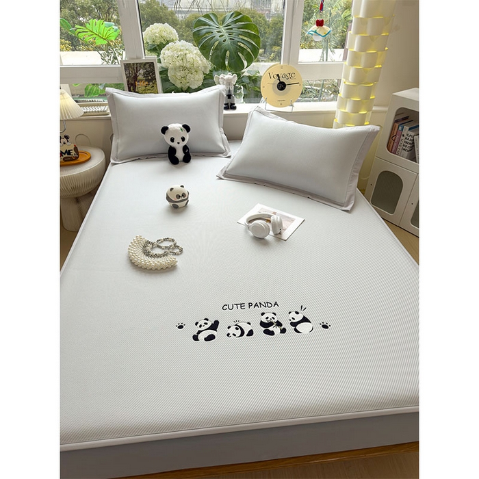 91家纺网 家纺一手货源 找家纺 几禾 2026春夏新款斜纹刺绣软席凉席席子空调软席 熊猫团子 床笠款