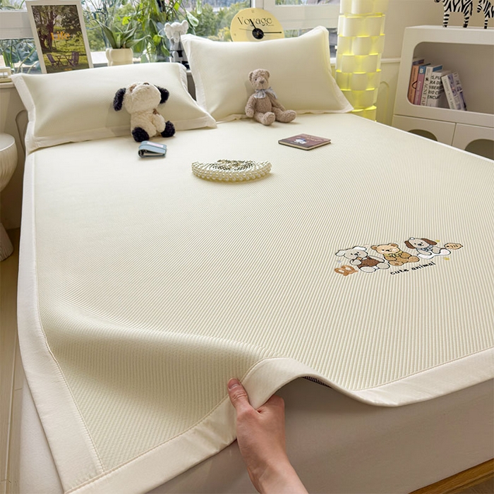 91家纺网 家纺一手货源 找家纺 几禾 2026春夏新款斜纹刺绣软席凉席席子空调软席 小友聚会 床席款