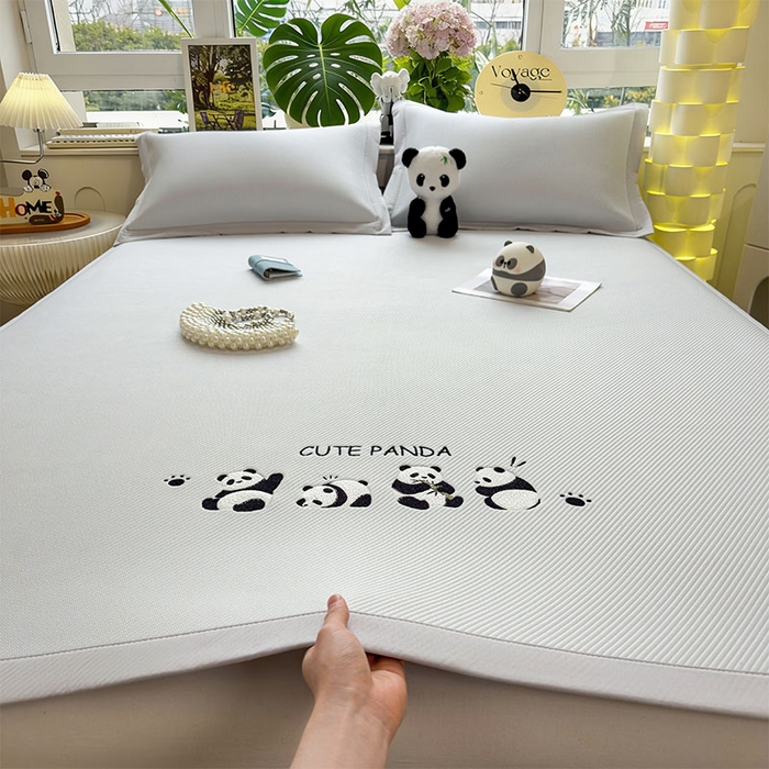 几禾 2026春夏新款斜纹刺绣软席凉席席子空调软席 熊猫团子 床席款