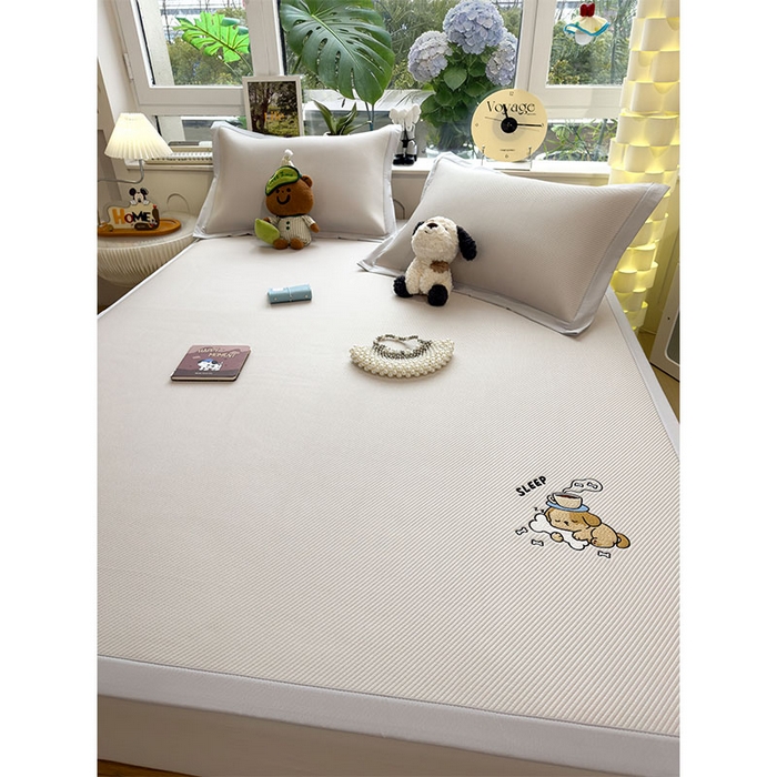 91家纺网 家纺一手货源 找家纺 几禾 2026春夏新款斜纹刺绣软席凉席席子空调软席 贪吃小狗 床席款