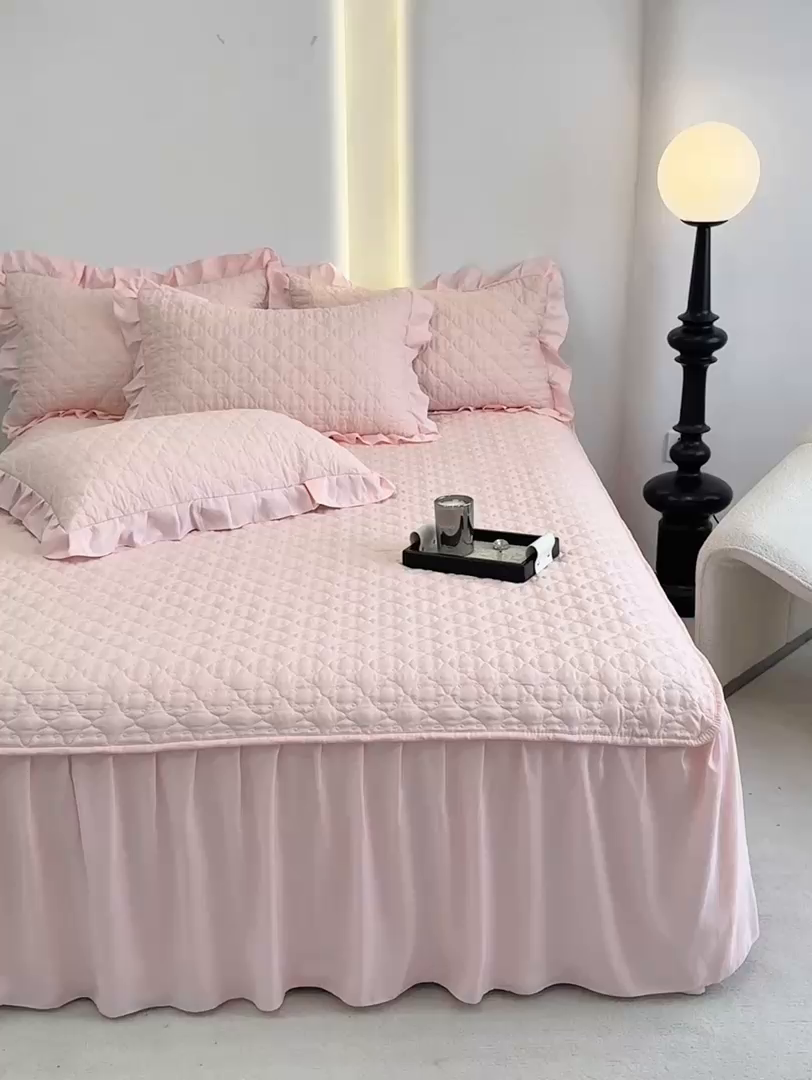 91家纺网 家纺一手货源 找家纺 野合家纺 2026新款A类水洗棉纯色夹棉床裙单床裙床裙单件 玉色