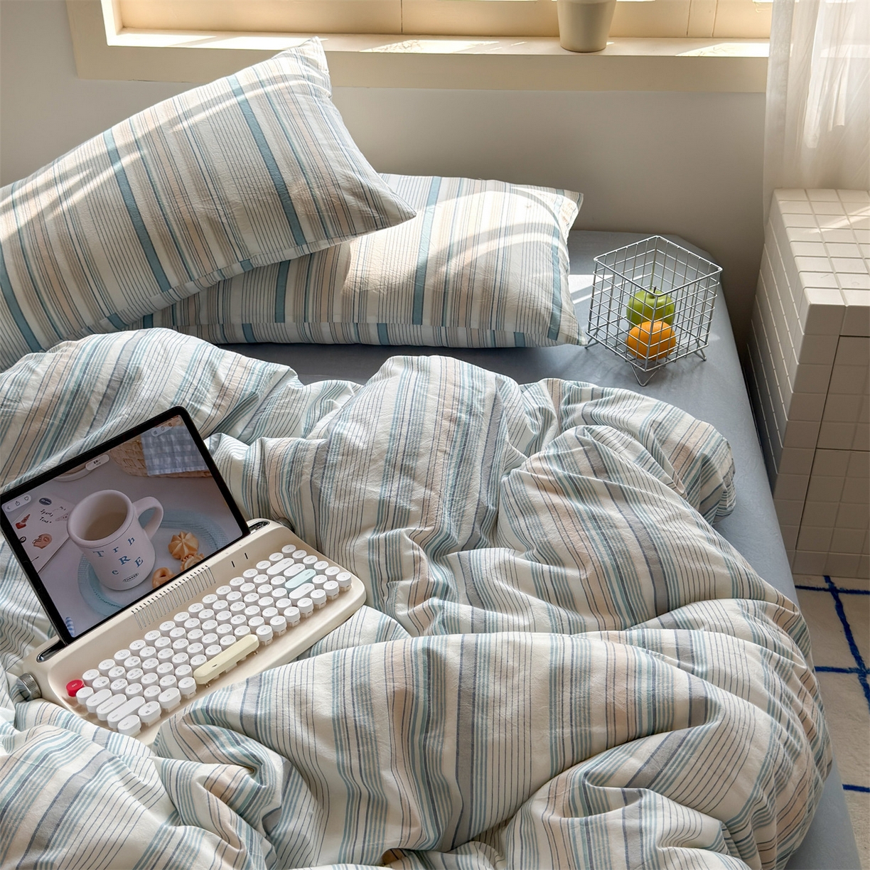 91家纺网 家纺一手货源 找家纺 北欧良品 2026新款全棉色织水洗慵懒风条纹四件套 蓝白混条