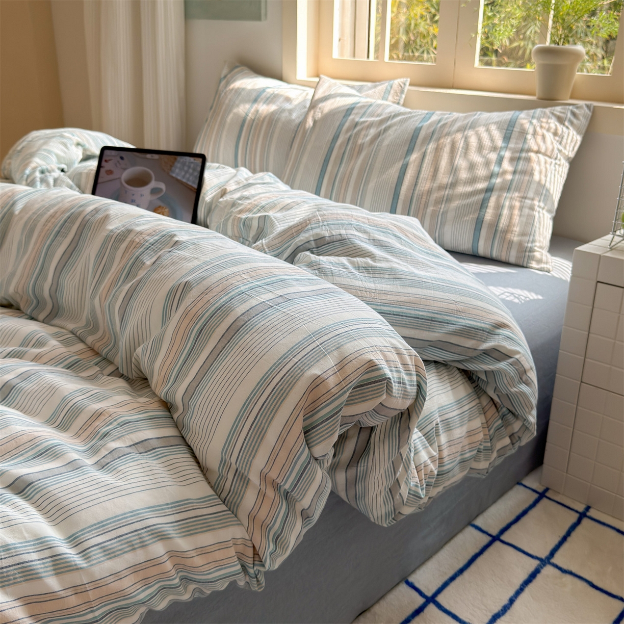 91家纺网 家纺一手货源 找家纺 北欧良品 2026新款全棉色织水洗慵懒风条纹四件套 蓝白混条