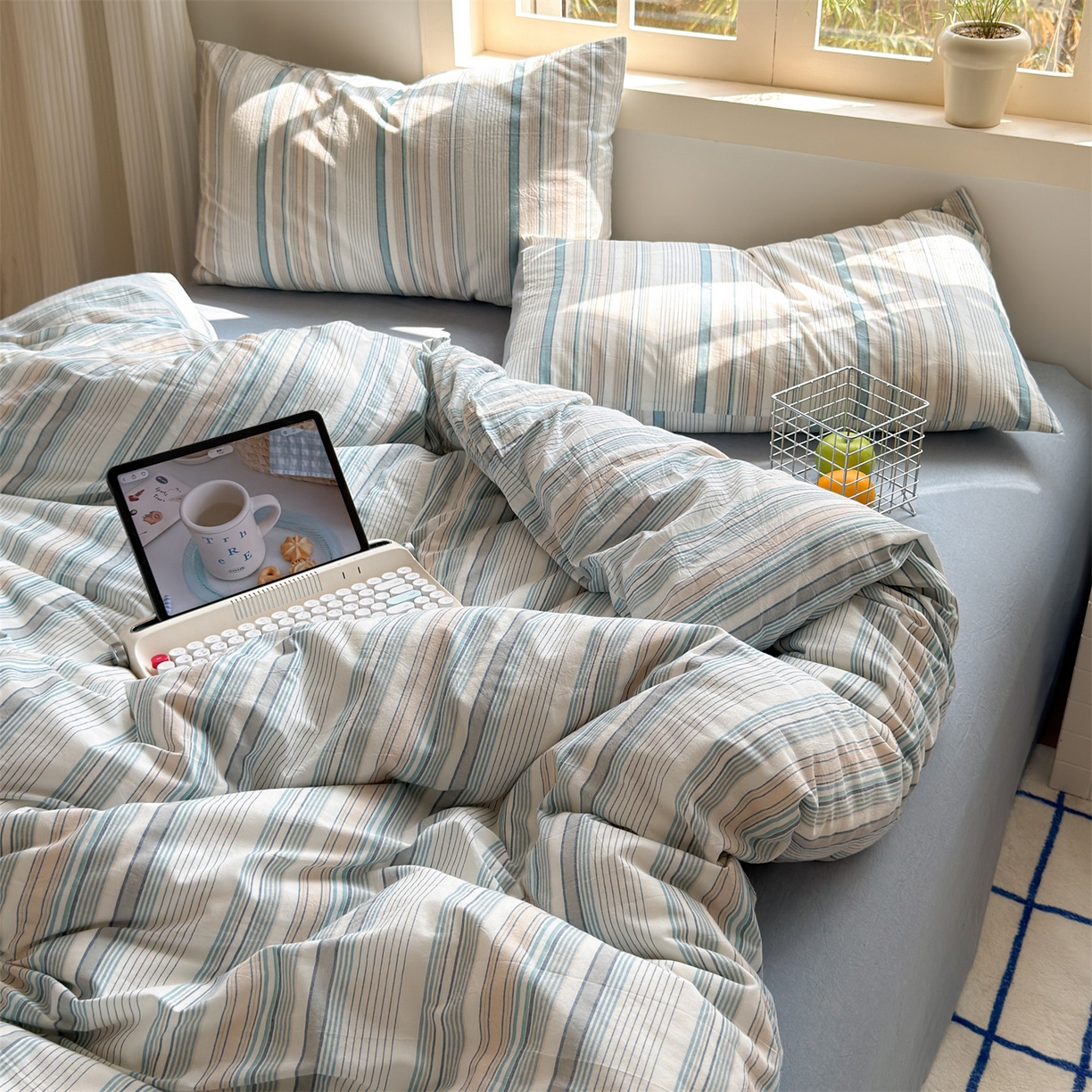 91家纺网 家纺一手货源 找家纺 北欧良品 2026新款全棉色织水洗慵懒风条纹四件套 蓝白混条