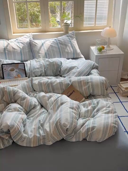 91家纺网 家纺一手货源 找家纺 北欧良品 2026新款全棉色织水洗慵懒风条纹四件套 蓝白混条