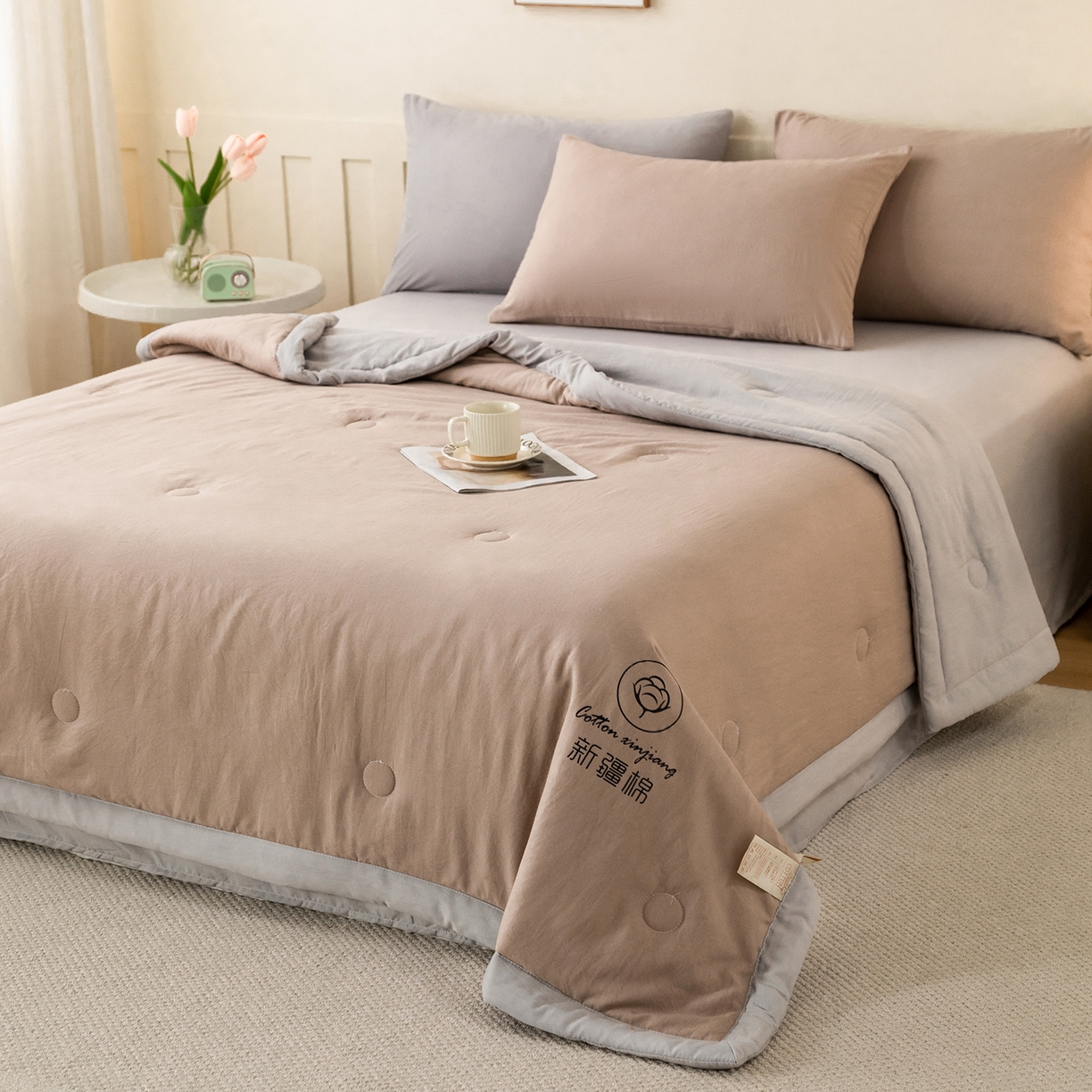 91家纺网 家纺一手货源 找家纺 安琪家纺 2026春夏新款A类新疆棉花纯色撞色双拼夏被夏凉被空调被 双拼-卡其灰