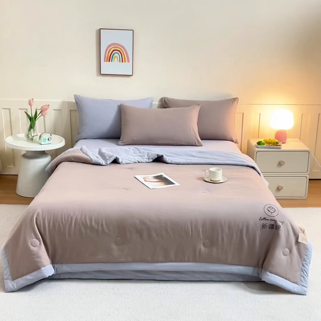 91家纺网 家纺一手货源 找家纺 安琪家纺 2026春夏新款A类新疆棉花纯色撞色双拼夏被夏凉被空调被 双拼-卡其灰