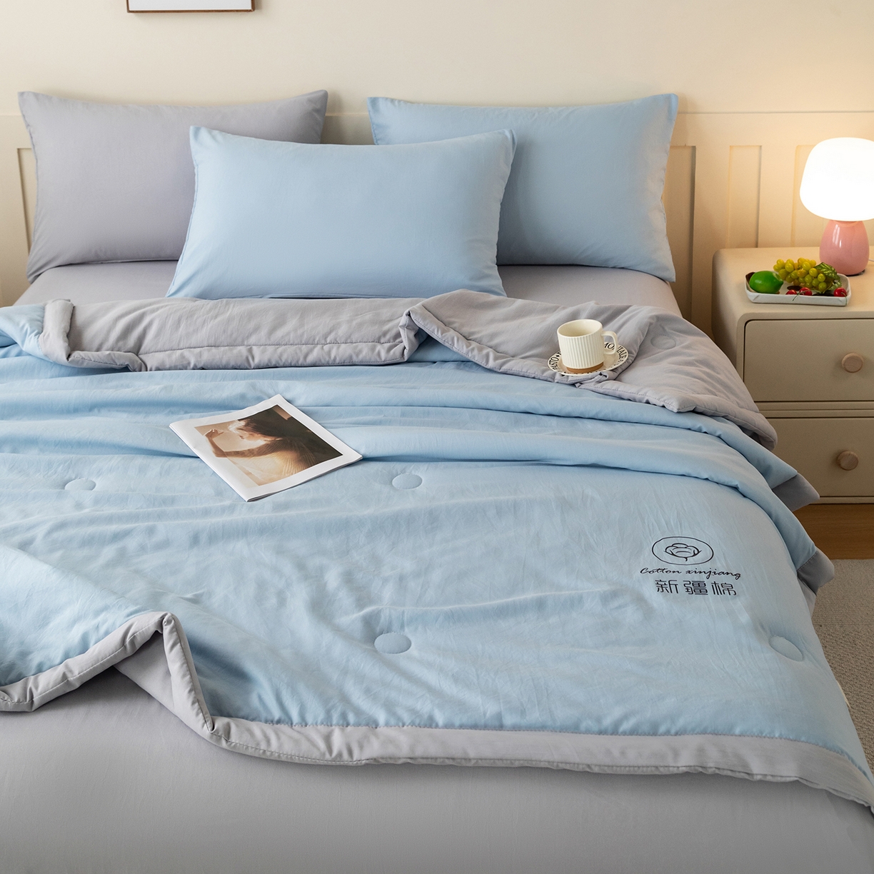 91家纺网 家纺一手货源 找家纺 安琪家纺 2026春夏新款A类新疆棉花纯色撞色双拼夏被夏凉被空调被 双拼-蓝灰