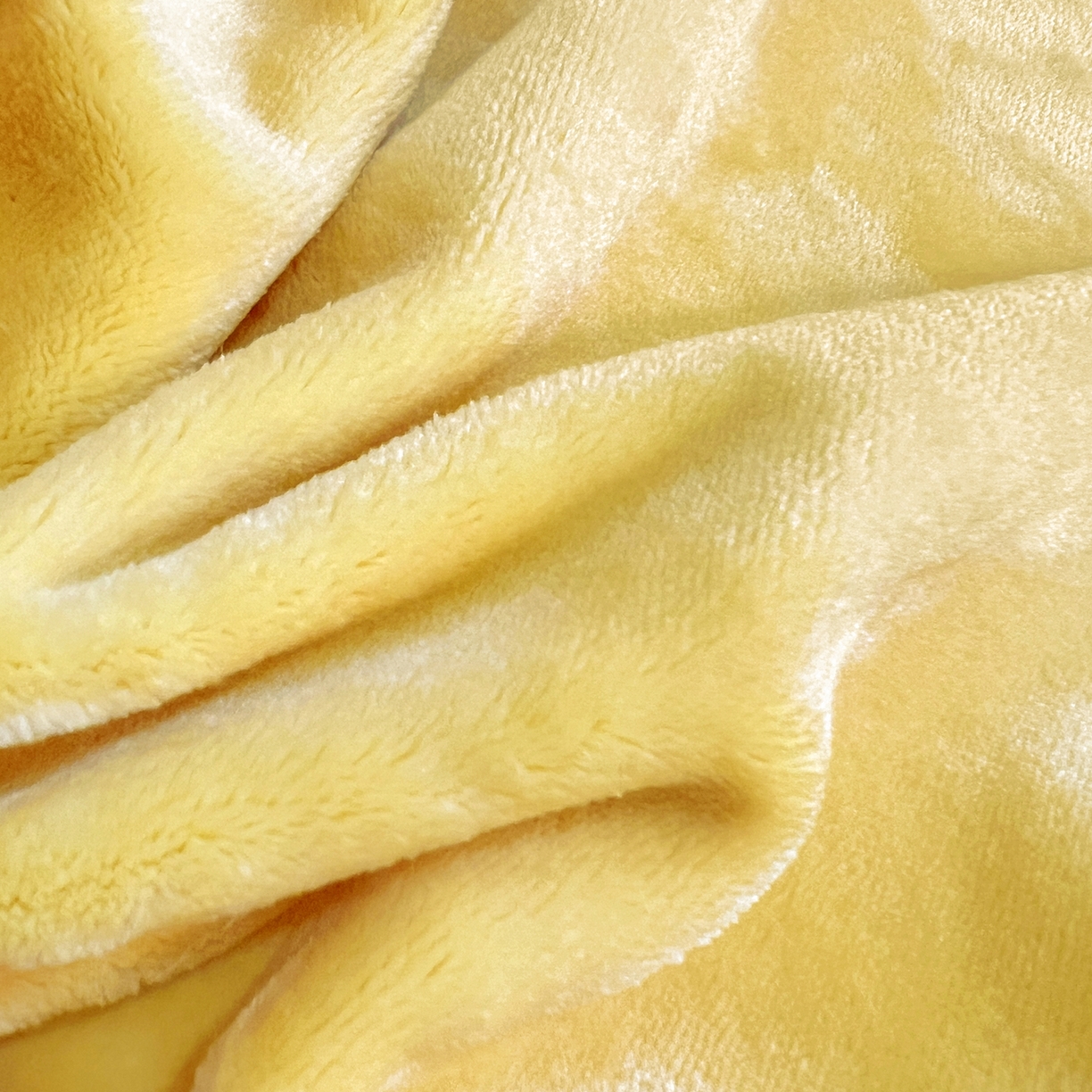 91家纺网 家纺一手货源 找家纺 （总）古本家居 2026春夏新款多巴胺网红风星星抱枕毯