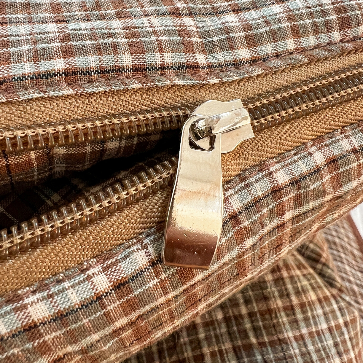 91家纺网 家纺一手货源 找家纺 （总）古本家居 2026新款立体蝴蝶结全棉KT抱枕被