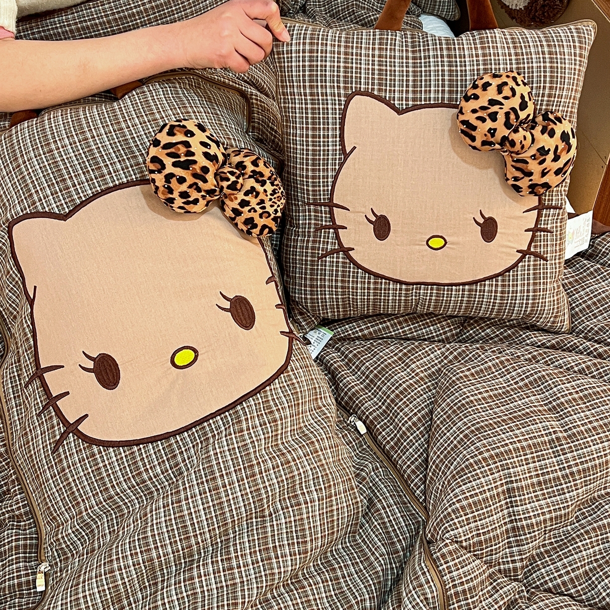 91家纺网 家纺一手货源 找家纺 （总）古本家居 2026新款立体蝴蝶结全棉KT抱枕被