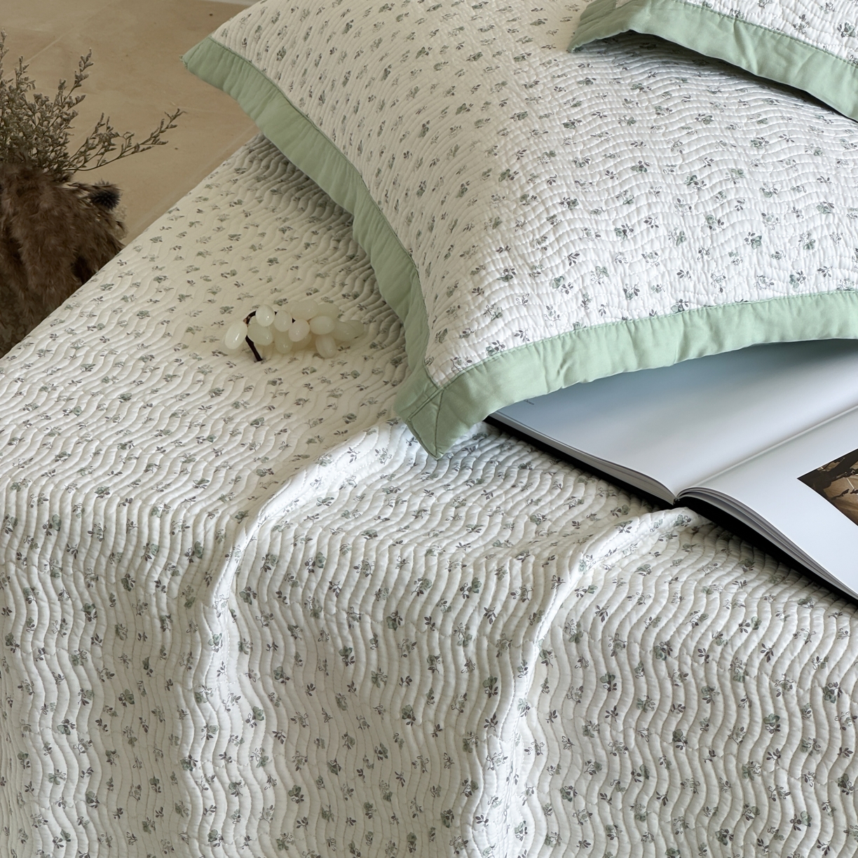 91家纺网 家纺一手货源 找家纺 （总）床盖工厂店 2026新款莫代尔天丝床盖波浪纹绗缝床盖三件套