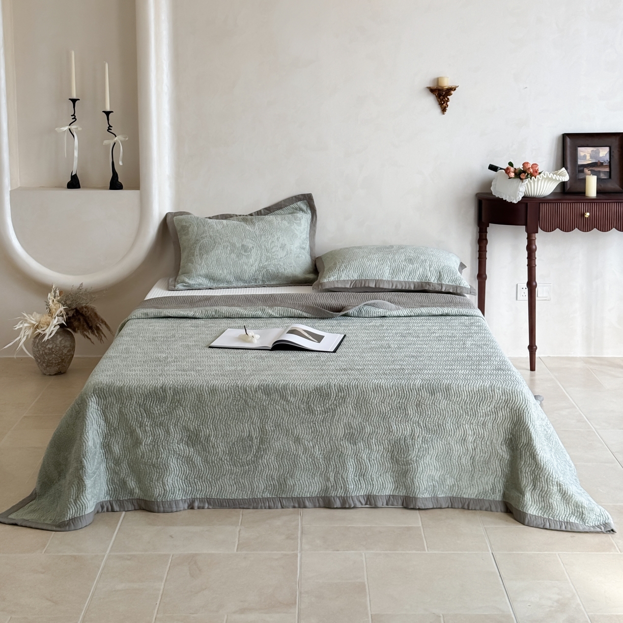 91家纺网 家纺一手货源 找家纺 床盖工厂店 2026新款莫代尔天丝床盖波浪纹绗缝床盖三件套 香岛巴黎-绿