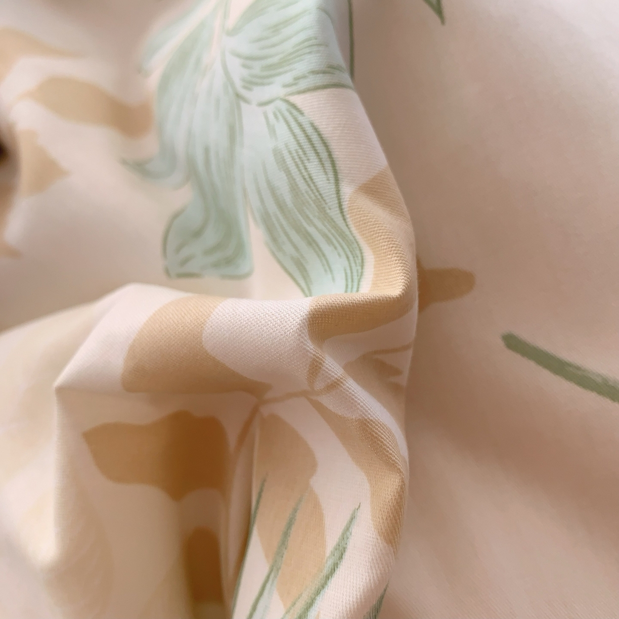 91家纺网 家纺一手货源 找家纺 奈萝家纺 2025新款全棉纯棉小清新印花四件套-第一波 东方树叶