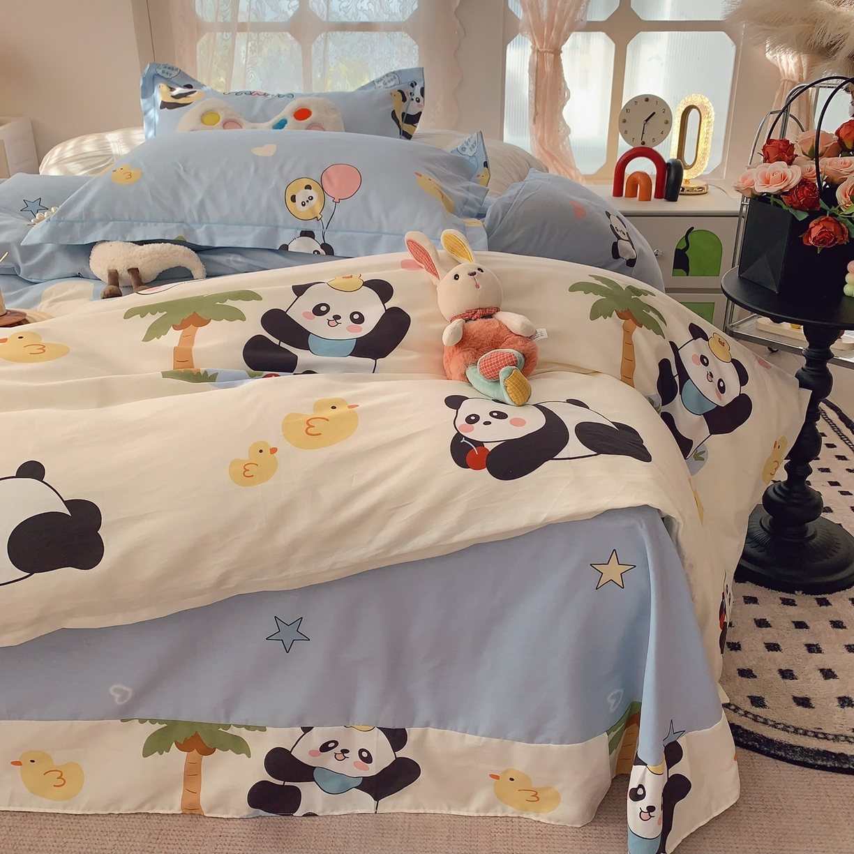 91家纺网 家纺一手货源 找家纺 奈萝家纺 2025新款全棉纯棉小清新印花四件套-第一波 快乐熊猫蓝