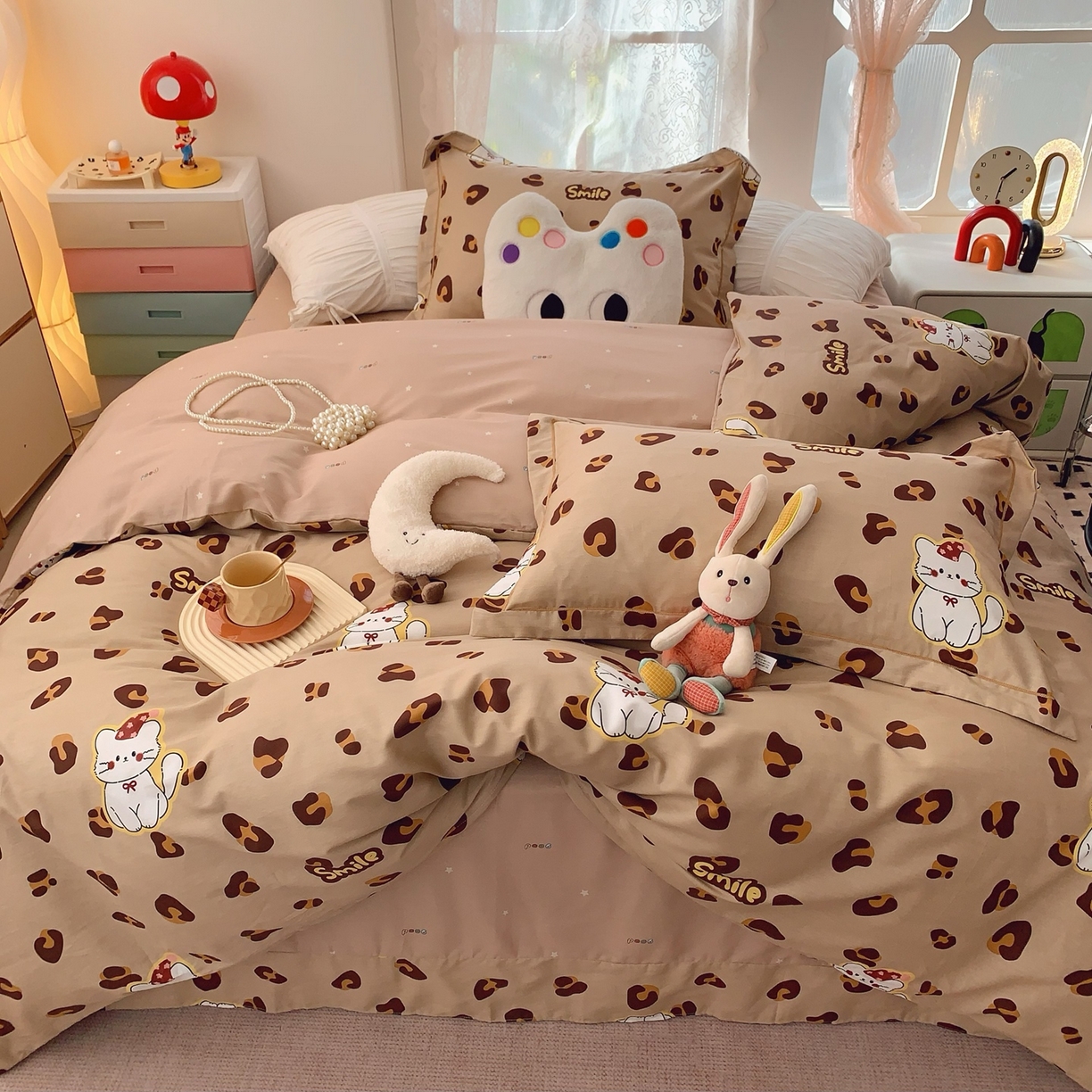 91家纺网 家纺一手货源 找家纺 奈萝家纺 2025新款全棉纯棉小清新印花四件套-第一波 猫咪豹纹咖