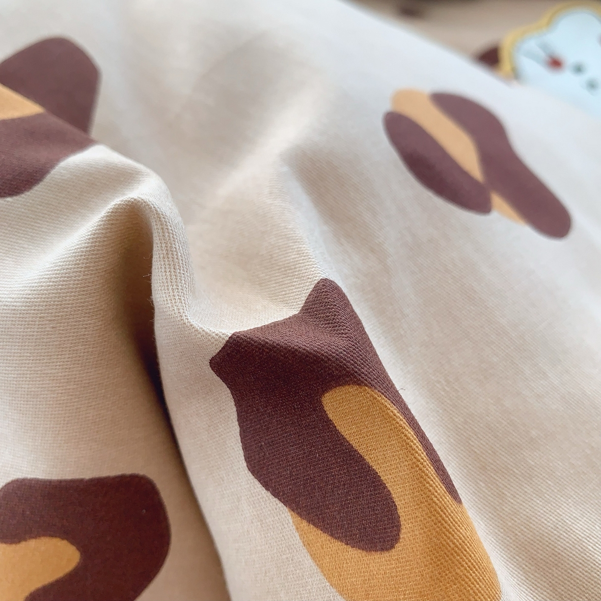 91家纺网 家纺一手货源 找家纺 奈萝家纺 2025新款全棉纯棉小清新印花四件套-第一波 猫咪豹纹咖