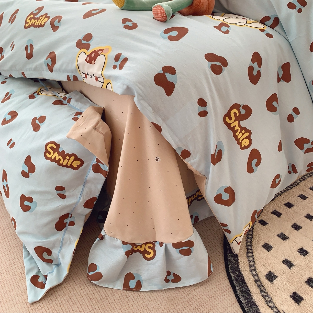 91家纺网 家纺一手货源 找家纺 奈萝家纺 2025新款全棉纯棉小清新印花四件套-第一波 猫咪豹纹蓝