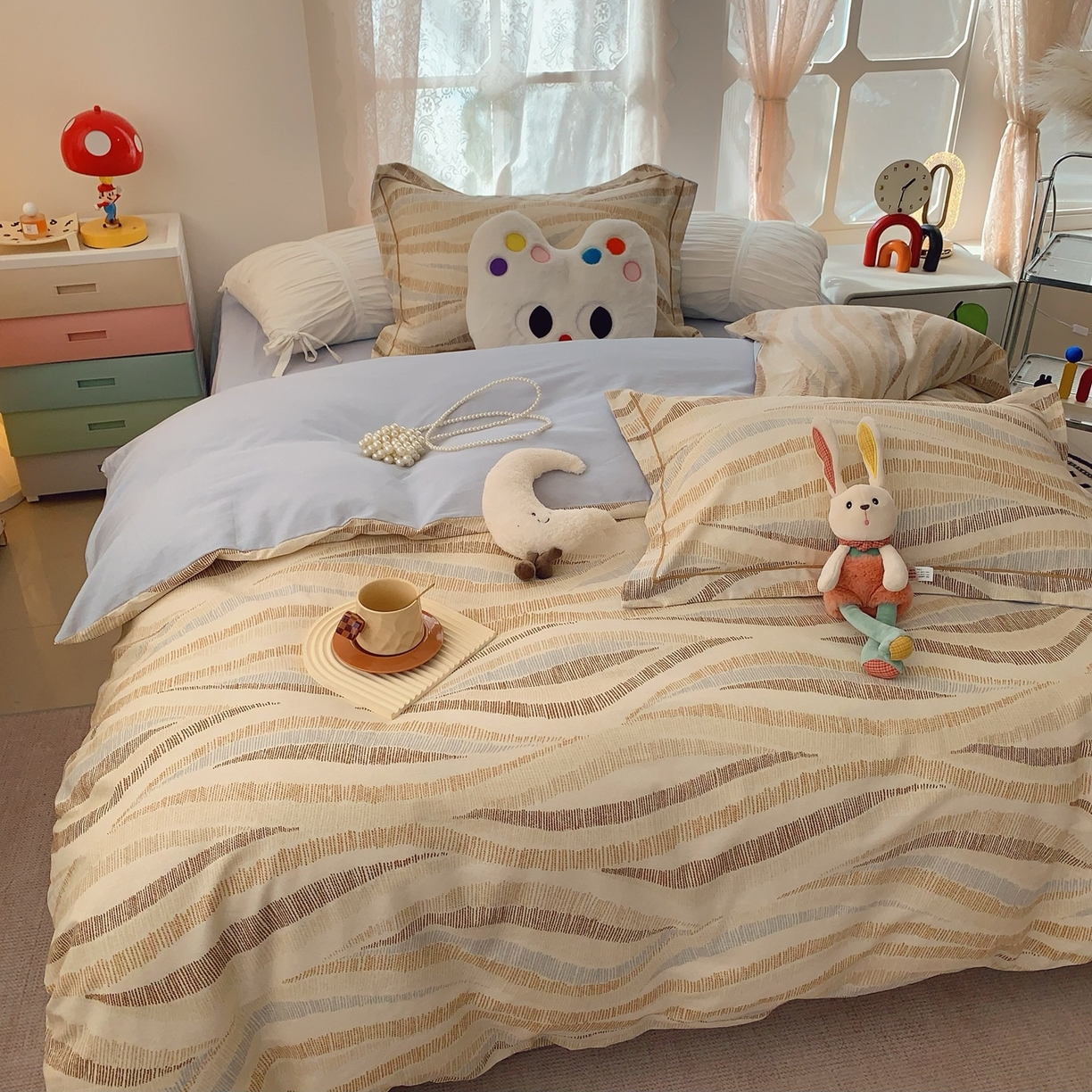 91家纺网 家纺一手货源 找家纺 奈萝家纺 2025新款全棉纯棉小清新印花四件套-第一波 曲线