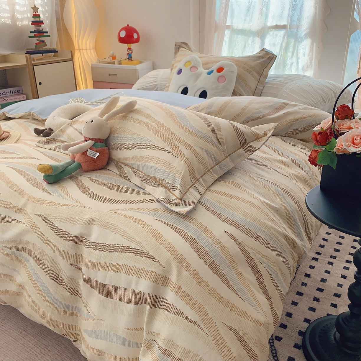 91家纺网 家纺一手货源 找家纺 奈萝家纺 2025新款全棉纯棉小清新印花四件套-第一波 曲线