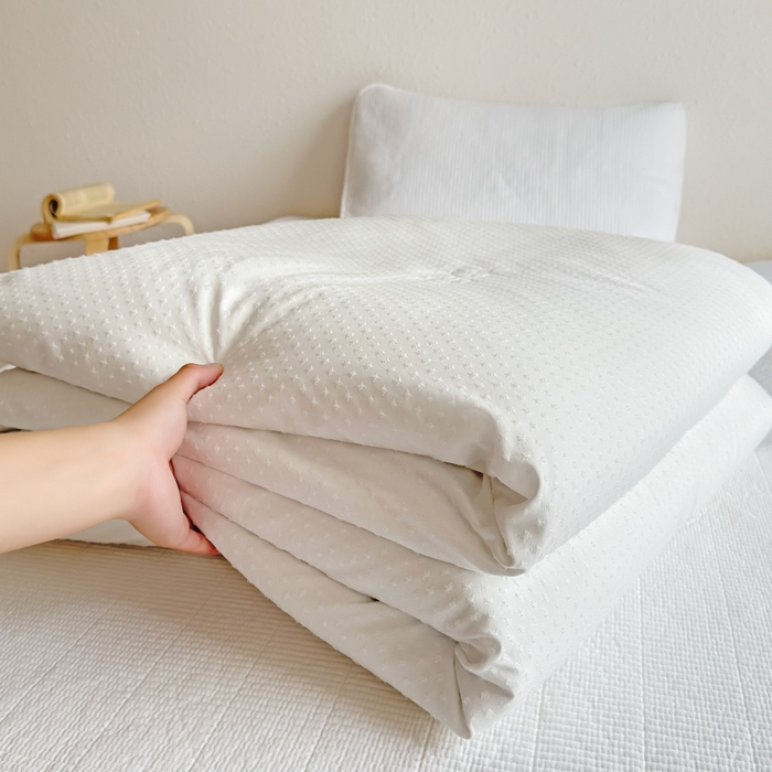 91家纺网 家纺一手货源 找家纺 （总）六合家纺 2026新款A类贡缎提花星空点夏被