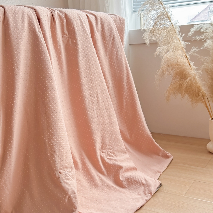 91家纺网 家纺一手货源 找家纺 六合家纺 2026新款A类贡缎提花星空点夏被 星空点-香槟色