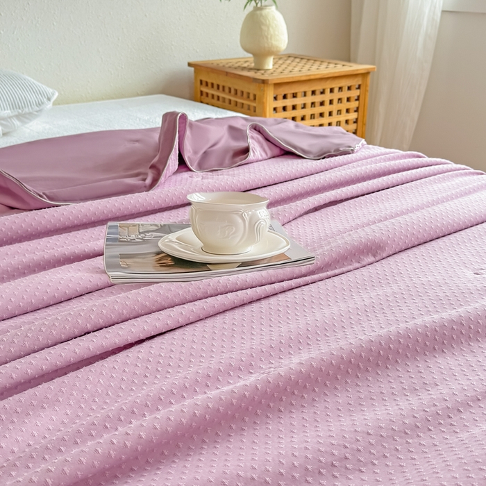 91家纺网 家纺一手货源 找家纺 六合家纺 2026新款A类贡缎提花星空点夏被 星空点-紫