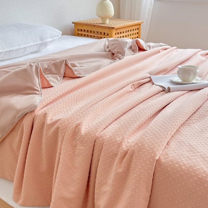 91家纺网 家纺一手货源 找家纺 六合家纺 2026新款A类贡缎提花星空点夏被 星空点-香槟色