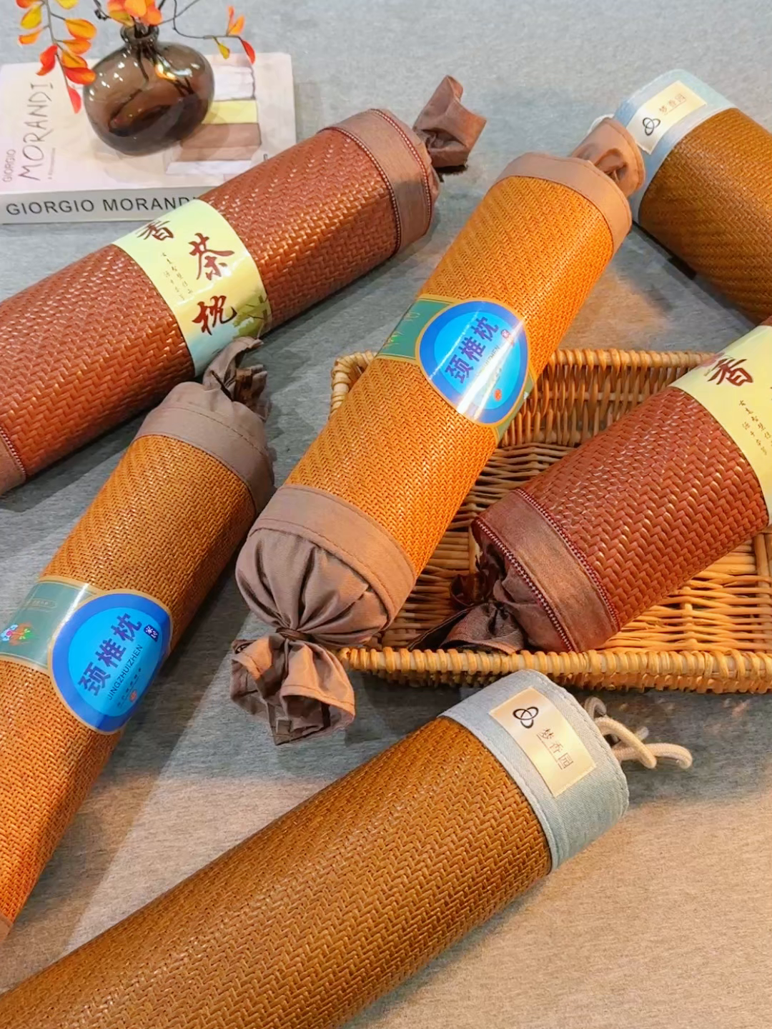 91家纺网 家纺一手货源 找家纺 芯洲  2026新款夏季冰凉清爽藤席凉席颈椎荞麦枕 咖色冰藤中 40x11cm