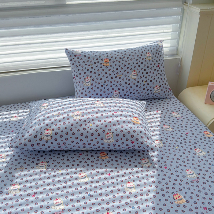 91家纺网 家纺一手货源 找家纺 梵朴 2026新款A类泡芙棉云感木棉邹邹纱双层纱床笠三件套 豹纹泡芙狗