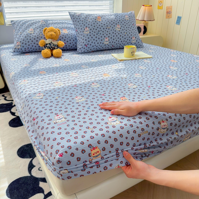 91家纺网 家纺一手货源 找家纺 梵朴 2026新款A类泡芙棉云感木棉邹邹纱双层纱床笠三件套 豹纹泡芙狗