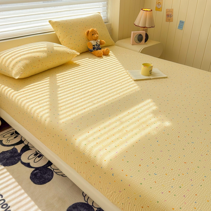 91家纺网 家纺一手货源 找家纺 梵朴 2026新款A类泡芙棉云感木棉邹邹纱双层纱床笠三件套 璀璨星空