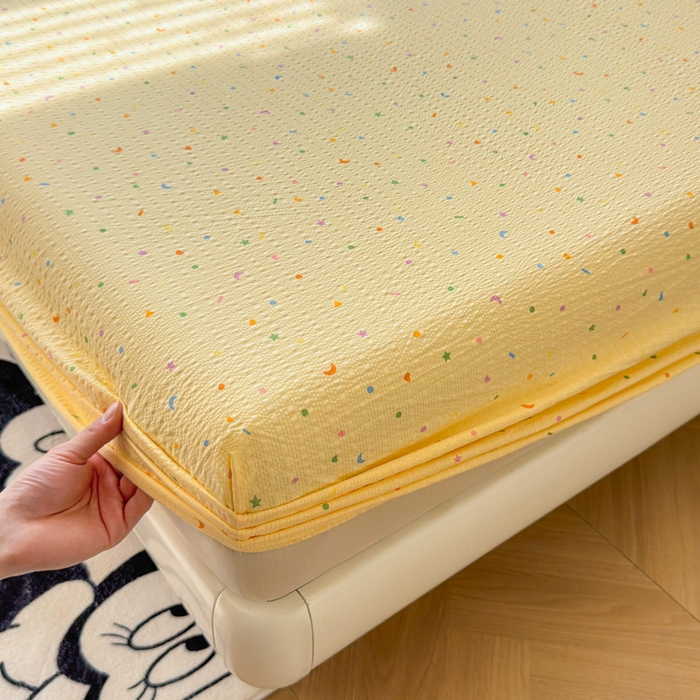 91家纺网 家纺一手货源 找家纺 梵朴 2026新款A类泡芙棉云感木棉邹邹纱双层纱床笠三件套 璀璨星空