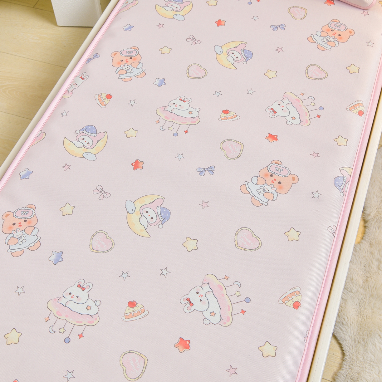 91家纺网 家纺一手货源 找家纺 宝贝优选 2026新款儿童凉席加厚四季床垫午休垫拼接床垫 梦幻乐园