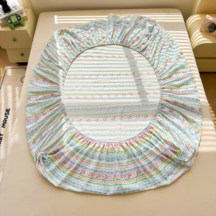 91家纺网 家纺一手货源 找家纺 梵朴 2026新款A类泡芙棉云感木棉邹邹纱双层纱床笠三件套 费尔岛木马